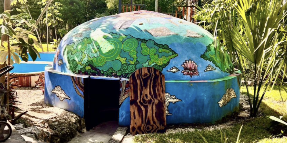 „Uzdravení začíná návratem k sobě.“ Hluboký rozhovor s průvodci léčivými ceremoniemi v mexické džungli