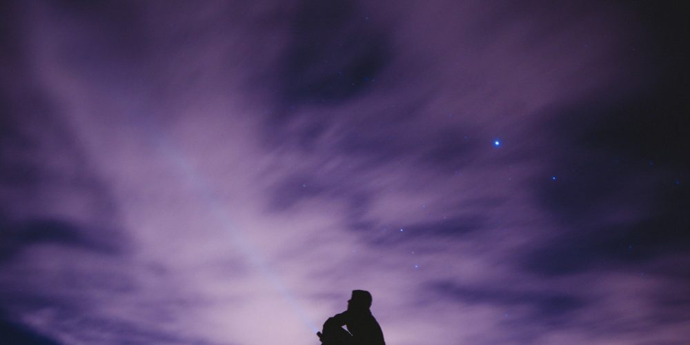 Udělej z vděčnosti svou denní praxi: objev kouzlo denních otázek od D. Steindl-Rasta