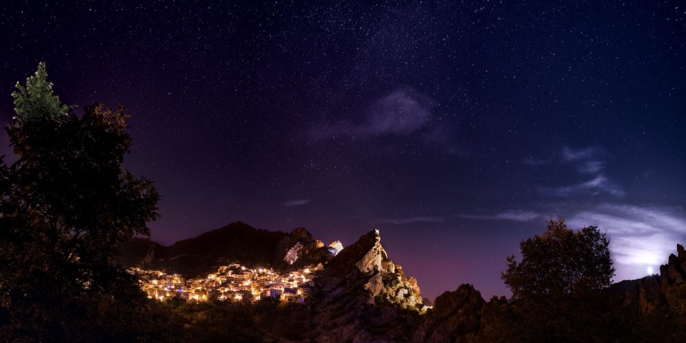 Nová Země od E. Tolleho: poznejte lépe své ego a okuste vědomý život